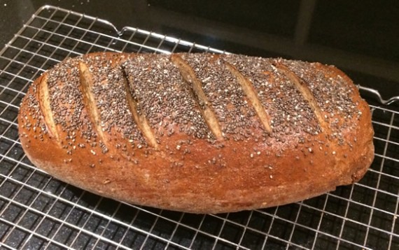 Black pepper rye bread