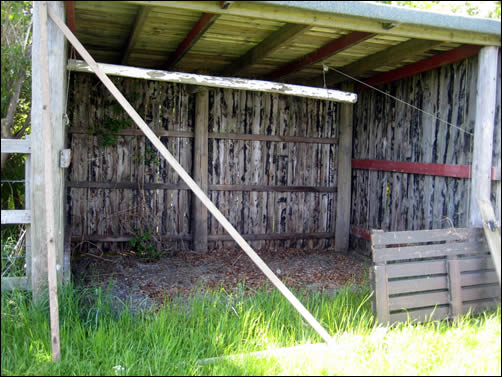 Dalmore field shelter.jpg