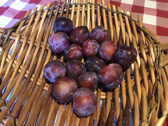 plums