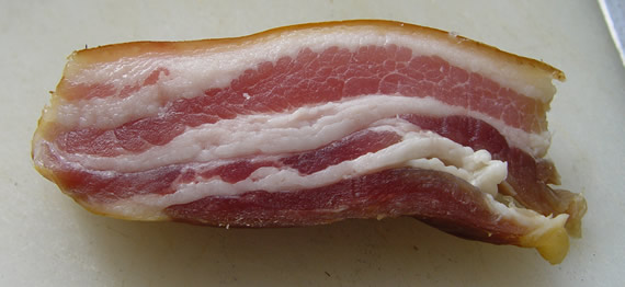 Wet cured streaky bacon